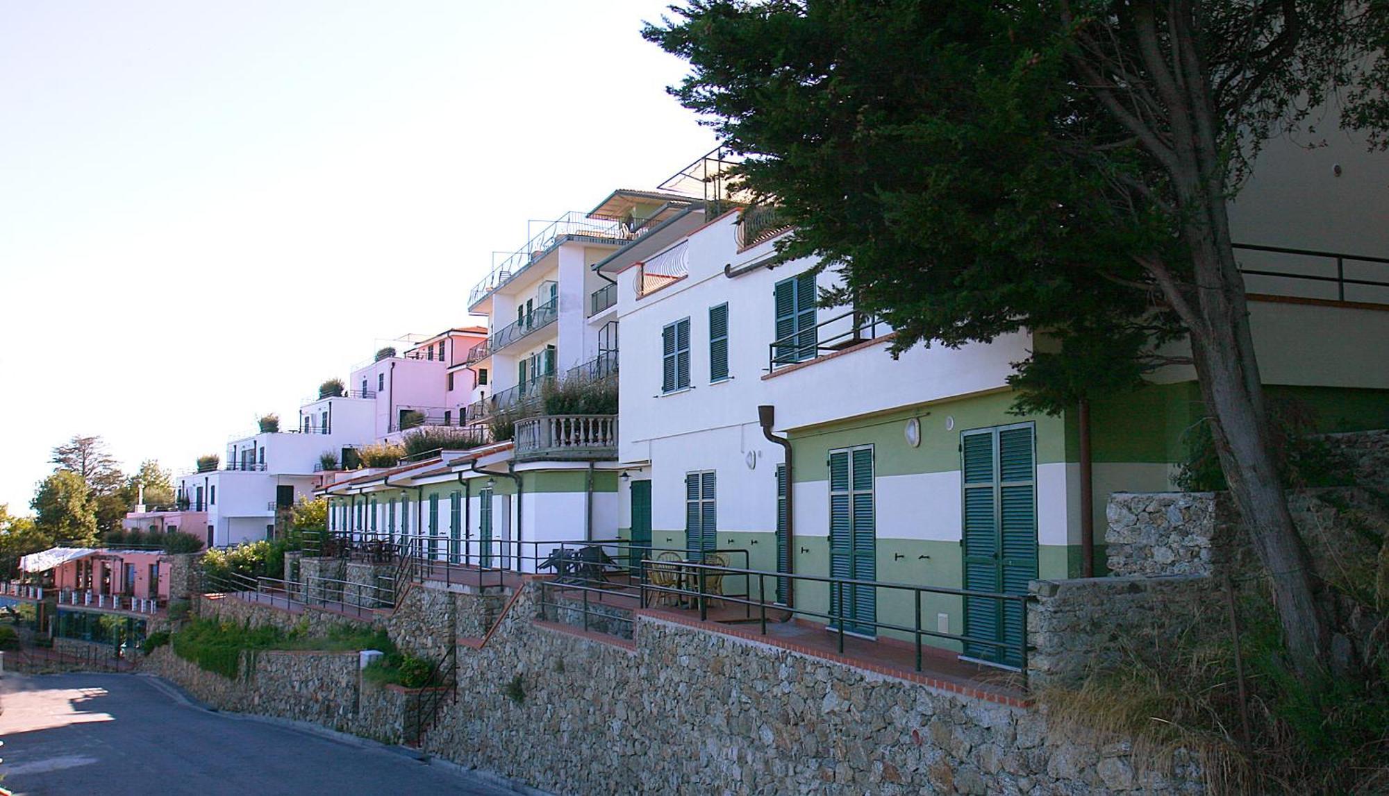 Residence Borgo San Sebastiano Bergeggi Exteriér fotografie