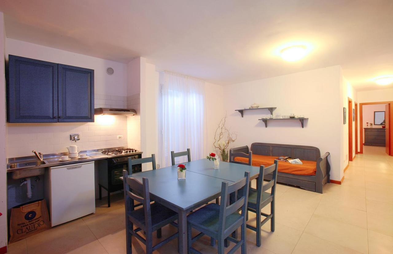 Residence Borgo San Sebastiano Bergeggi Pokoj fotografie