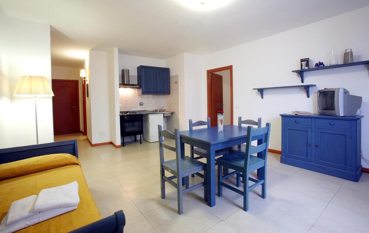 Residence Borgo San Sebastiano Bergeggi Pokoj fotografie