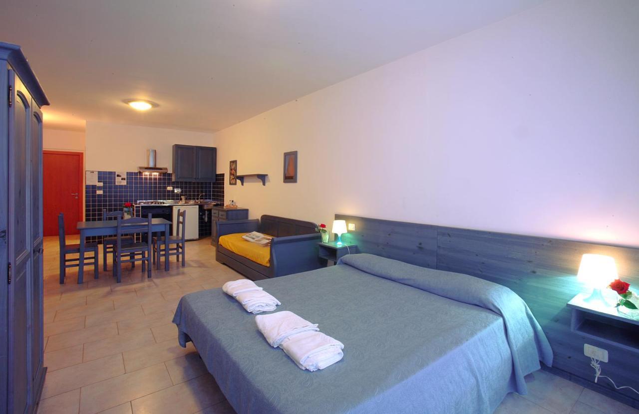 Residence Borgo San Sebastiano Bergeggi Pokoj fotografie