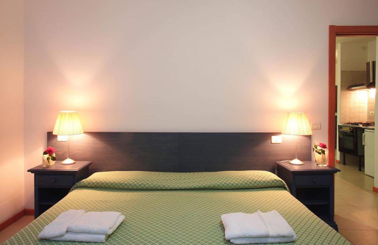 Residence Borgo San Sebastiano Bergeggi Pokoj fotografie